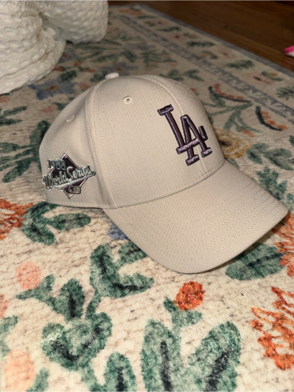 LA Dodgers Baseball Cap in Beige